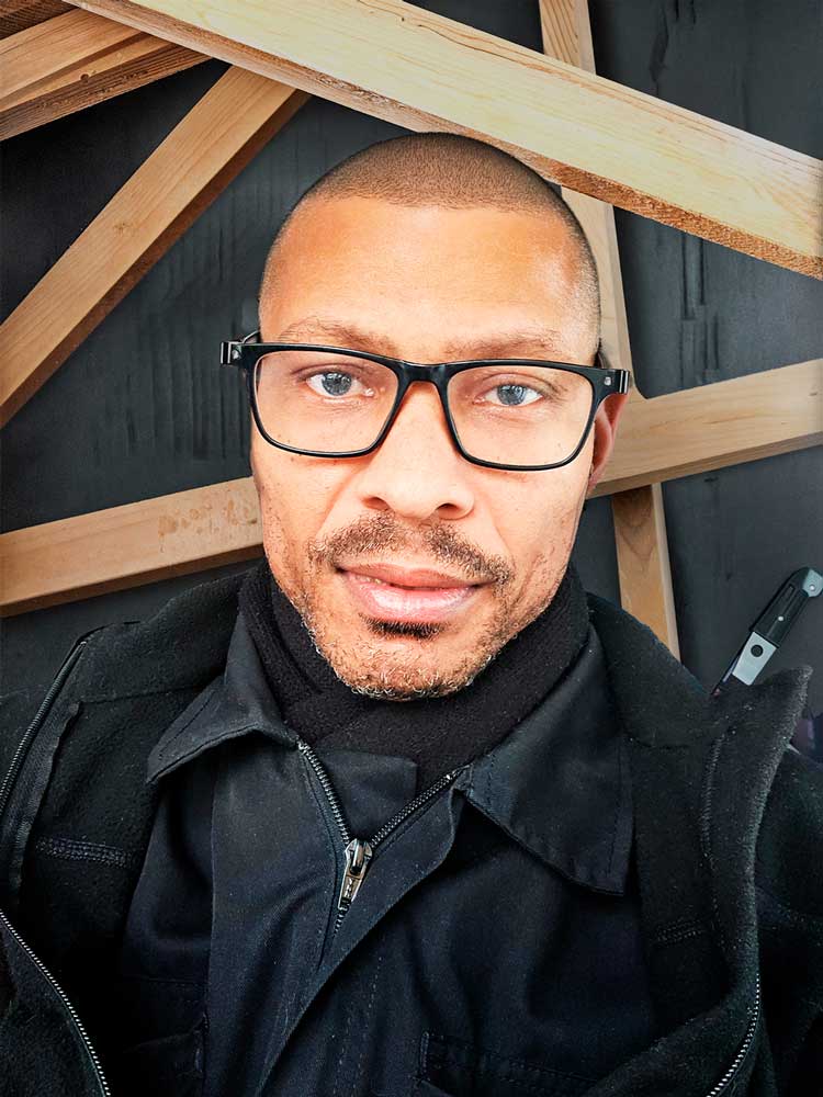 Nicolas Lissouba, gérant de Tout en Palette 66